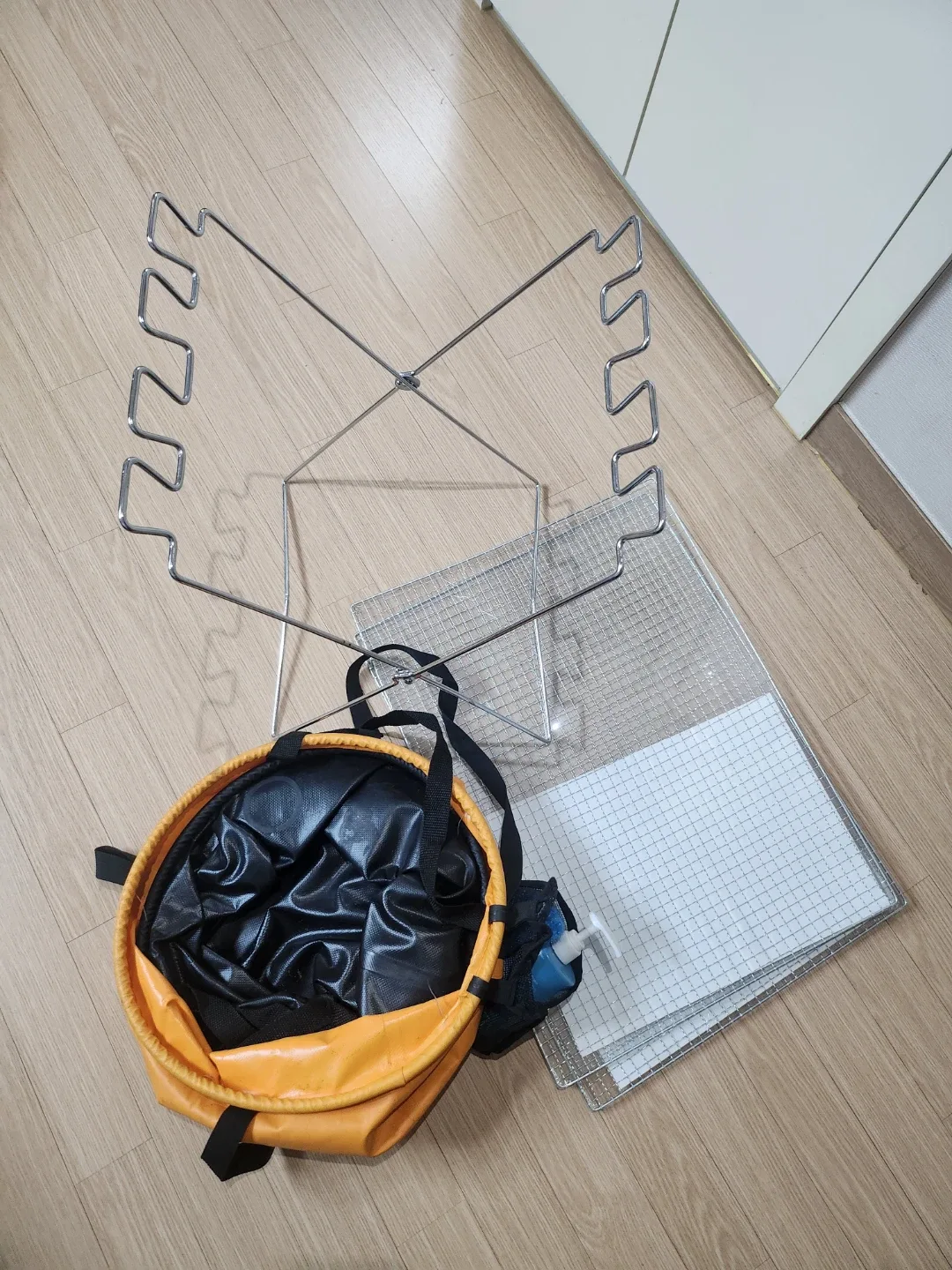 캠핑 설거지통외 쓰레기거치대 석쇠망 560×410