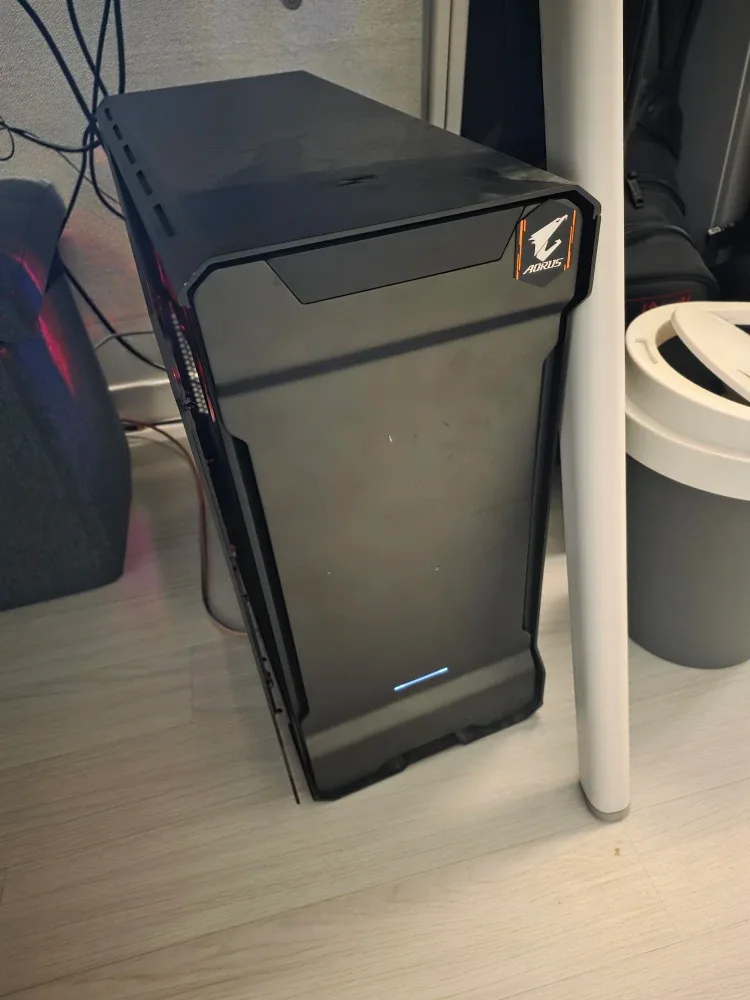 조립 PC (XEON, 64GB RAM, 6800XT)
