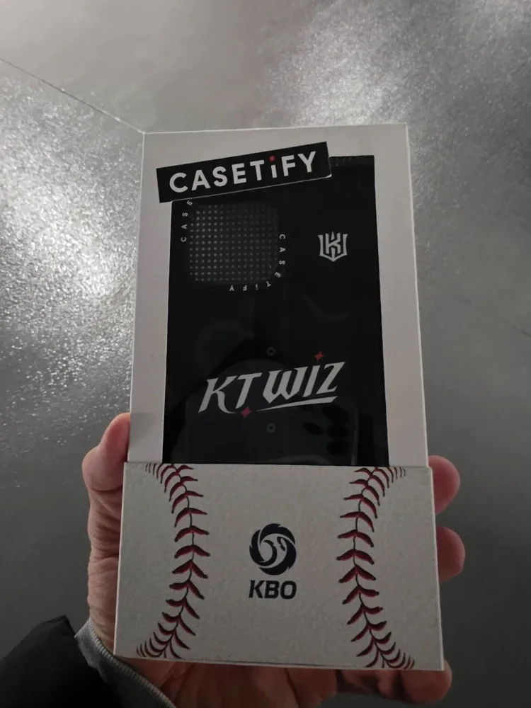아이폰 16프로맥스 KTwiz 케이스티파이 케이스 팔아요