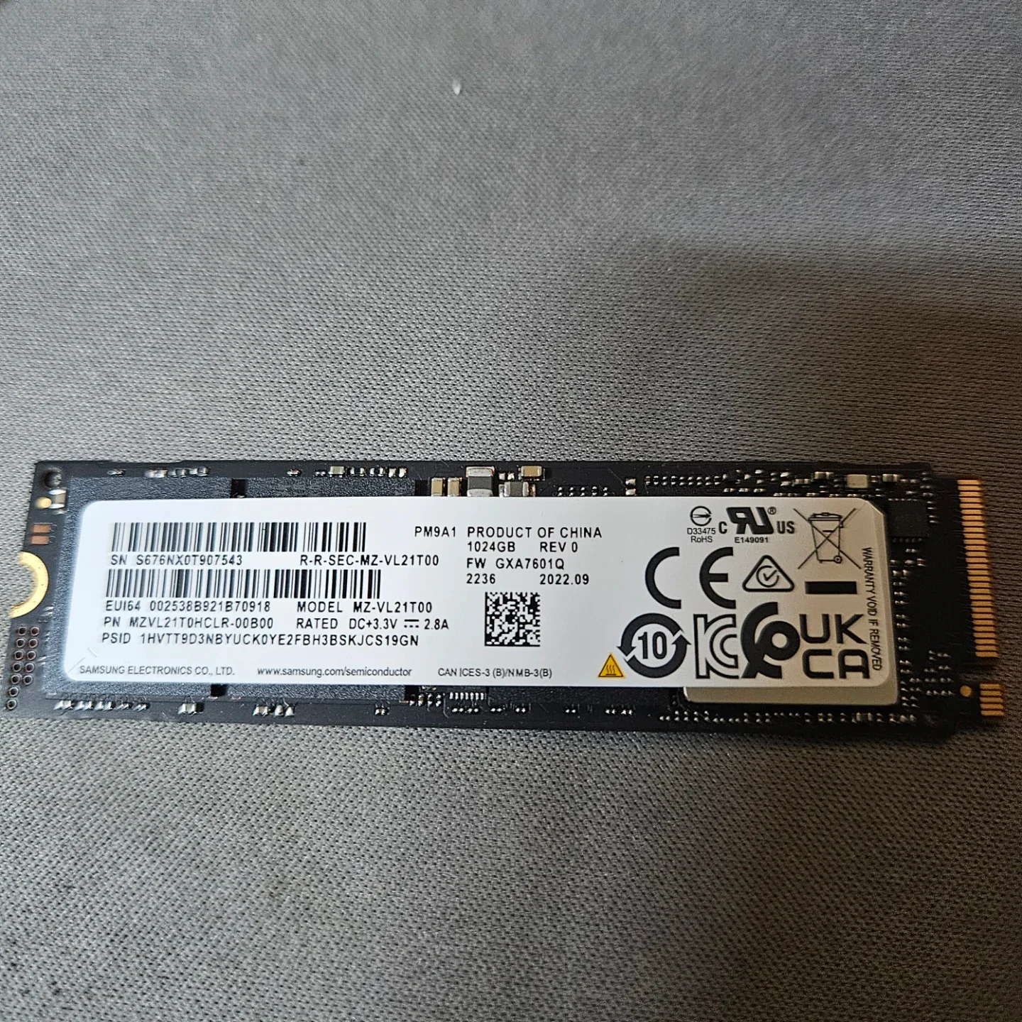삼성 PM9A1 NVMe SSD 1TB