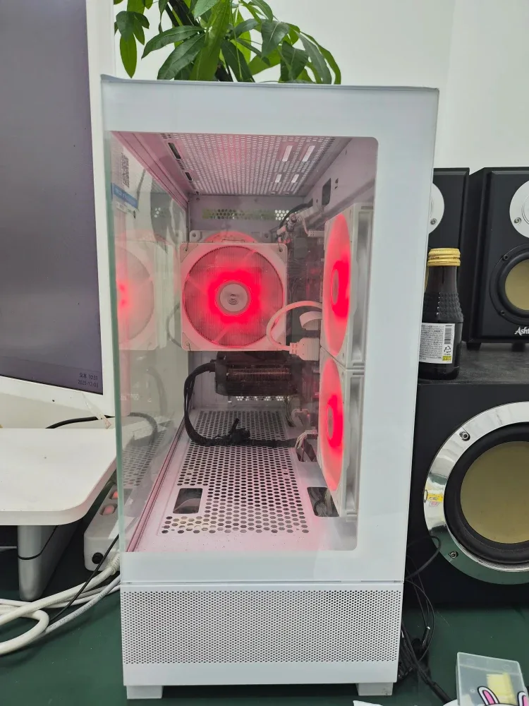 유튜프 편집으로 쓴 PC 팝니다