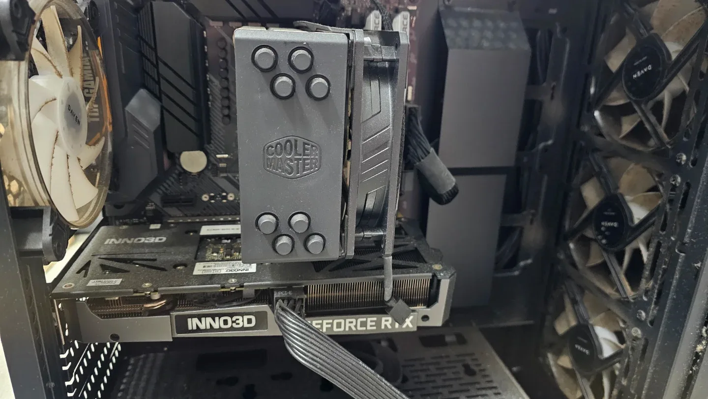 b450m 3600xt 3060ti 램 16gb 데스크탑 팝니다.
