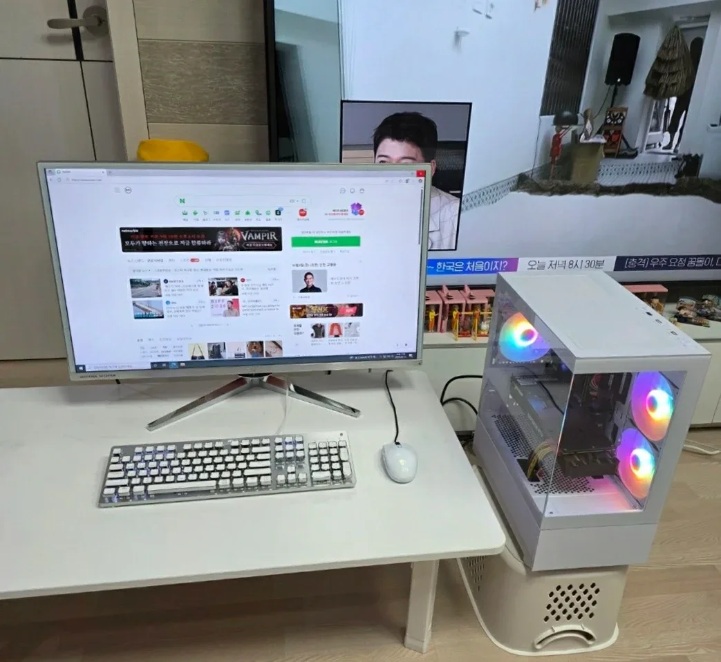 게임 다 돌아가는 가성비 게임용 본체 팔아영 모니터 컴퓨터 아이온2 배그 해봤습니다