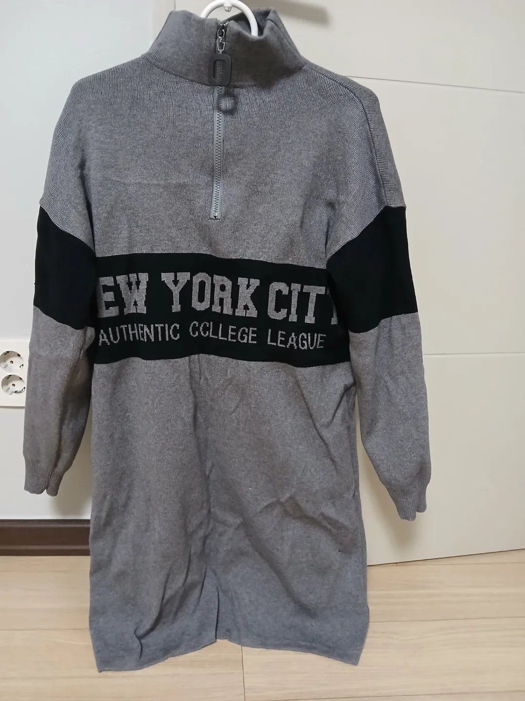 뉴욕시티 하프집업 원피스