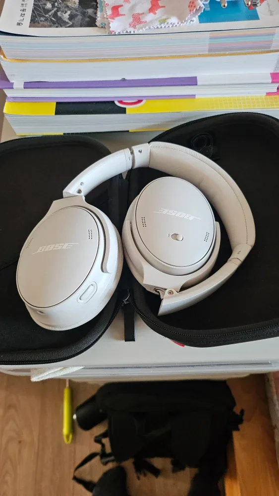 BOSE 무선 헤드셋 판매하거나 교환합니다 :)