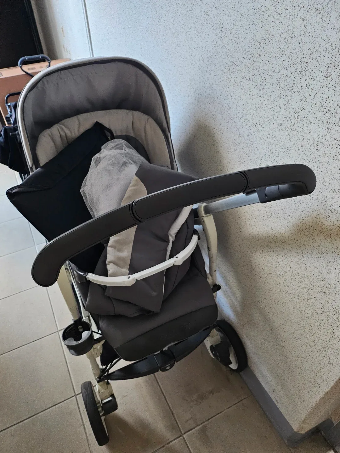 잉글레시나 트롤리지 절충형 유모차