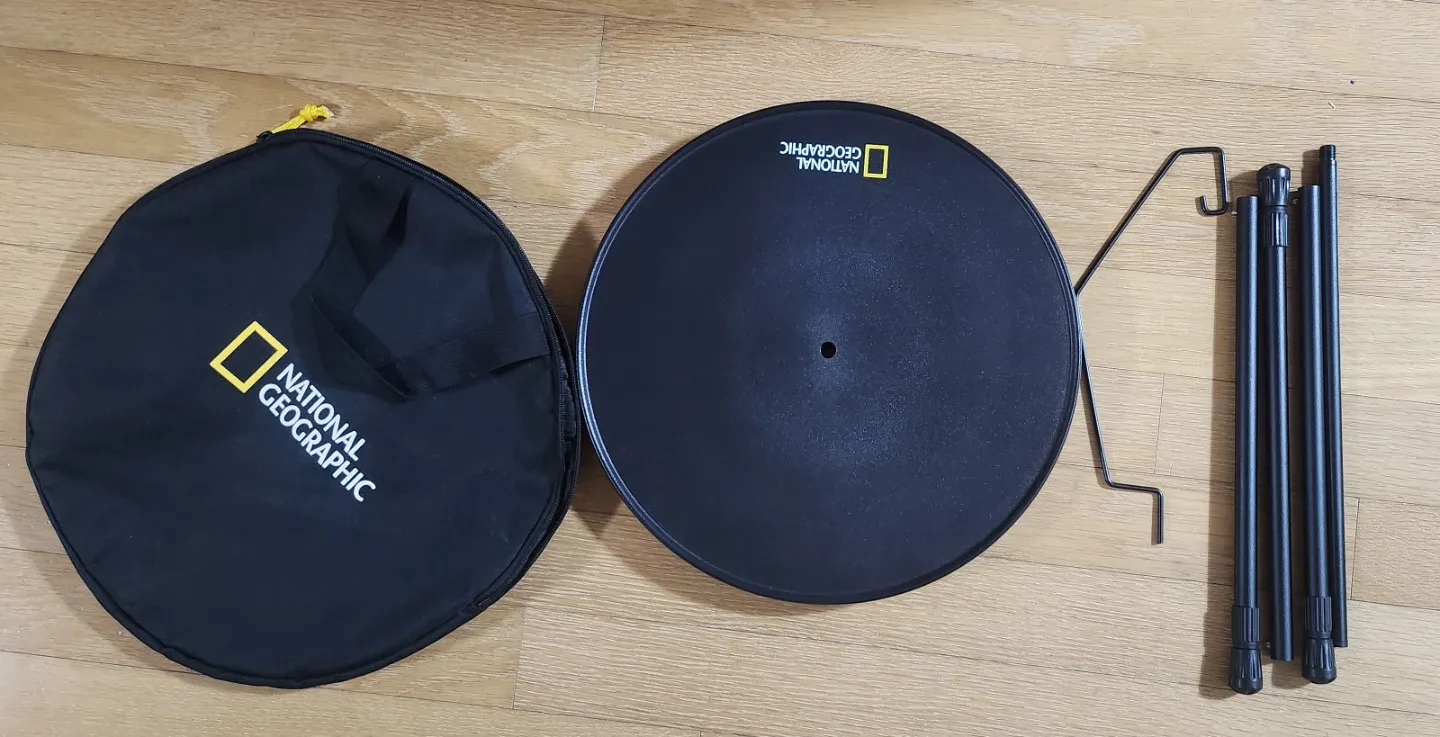 내셔널지오그래픽 캠핑 테이블