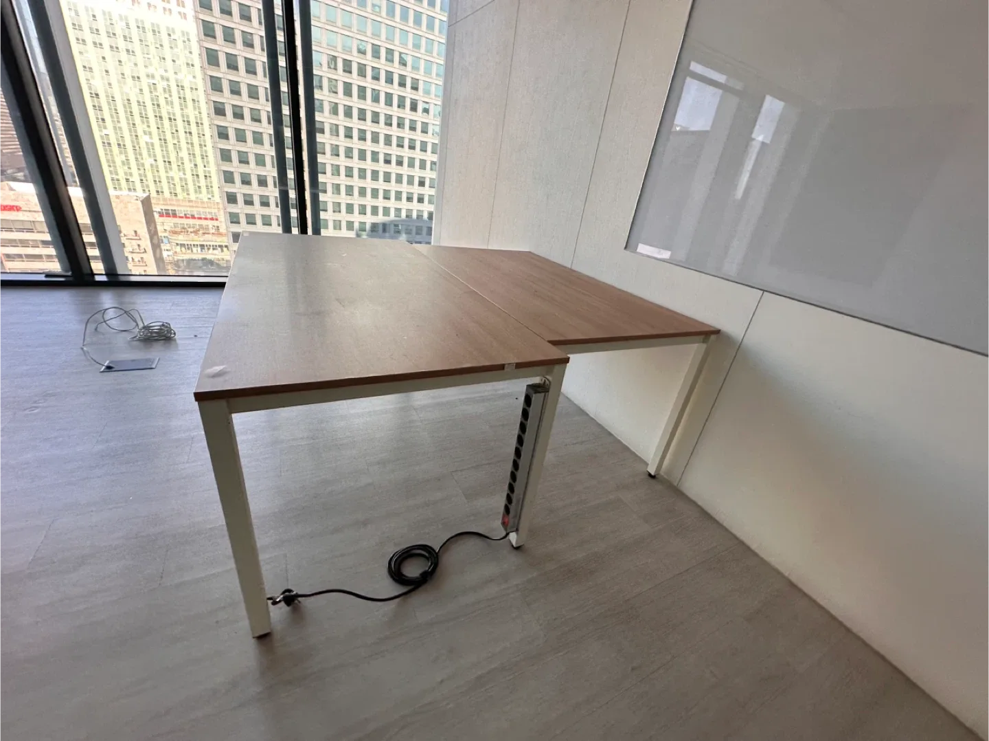 사무용 책상 두개 각 만원