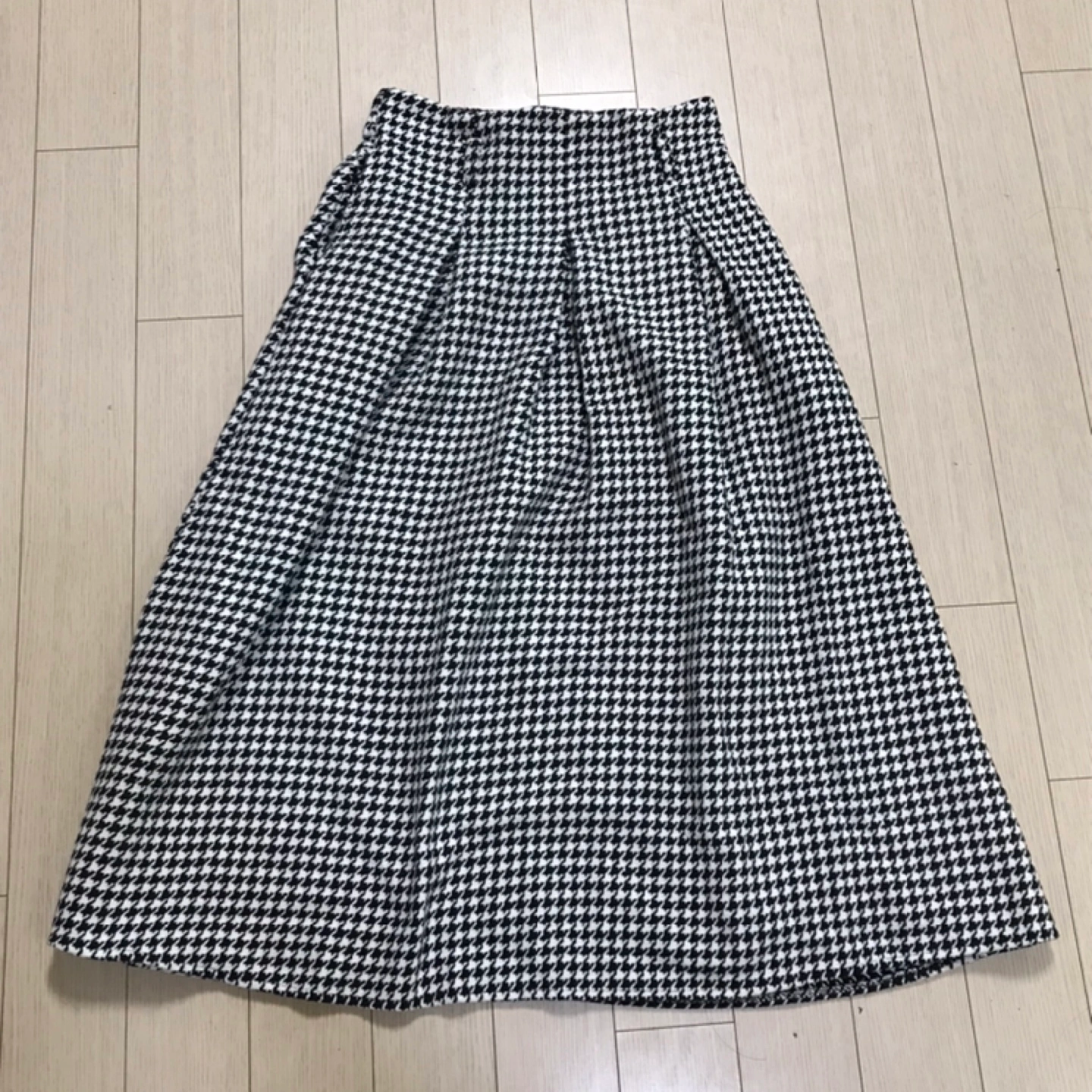 코인코즈 여성 가을 겨울용 체크 롱치마 | 여성의류 | 당근 중고거래