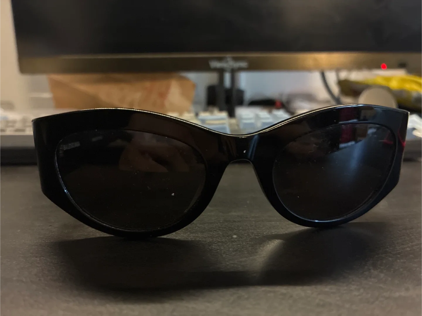 발렌시아가 선글라스