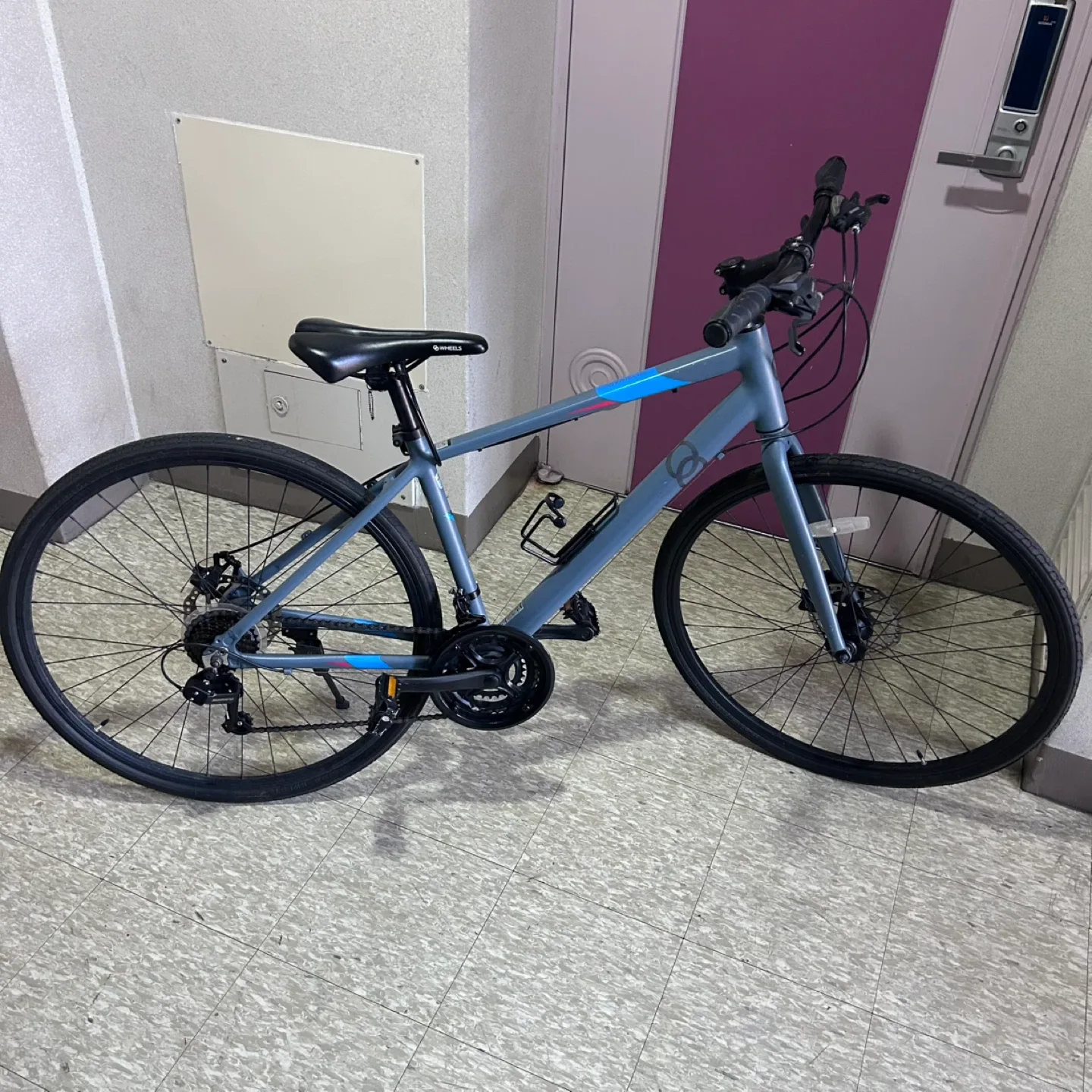 휠스 하이브리드 자전거 21단 700C