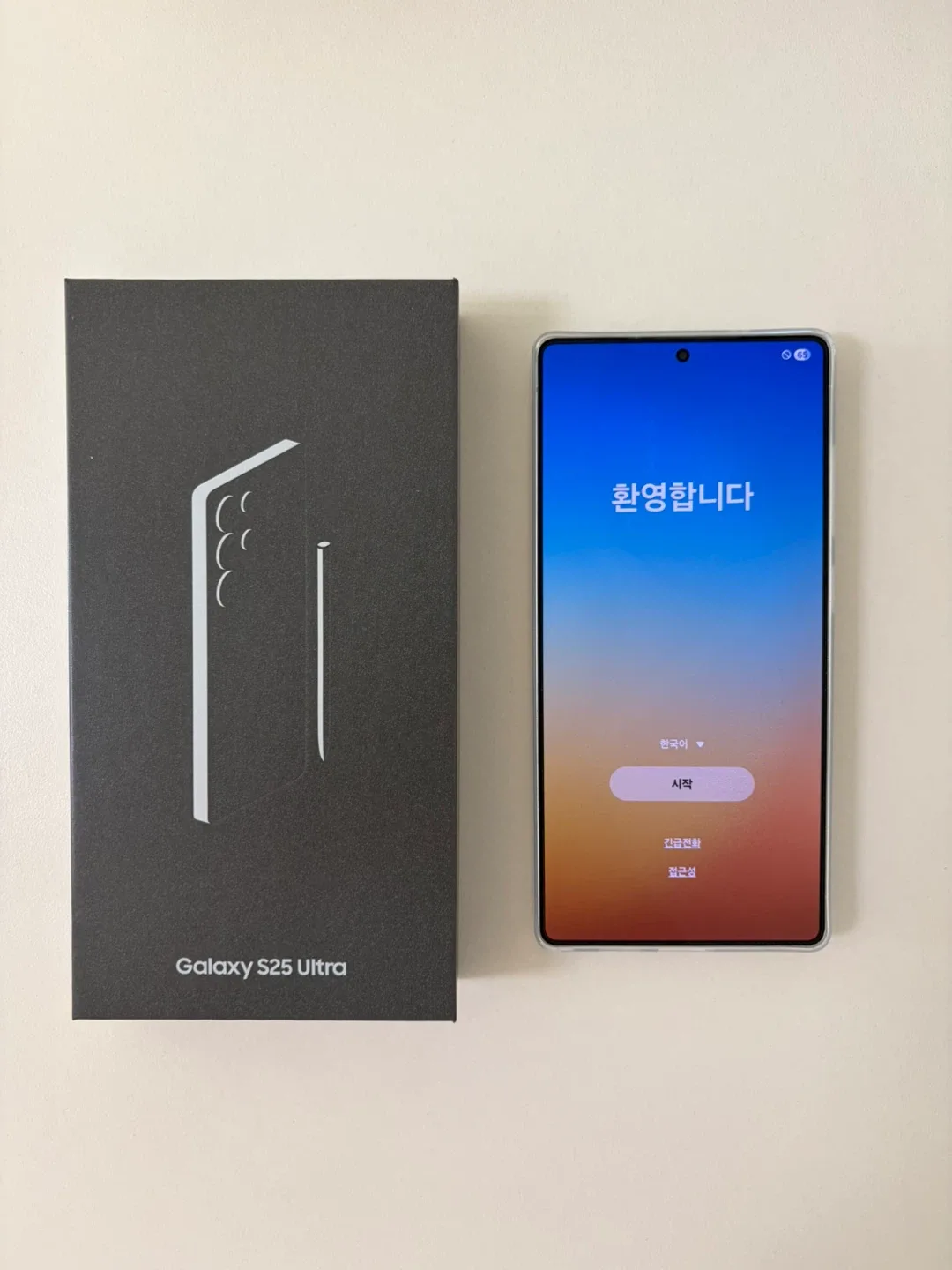 갤럭시 S25 울트라 512gb 티타늄 화이트 판매합니다.