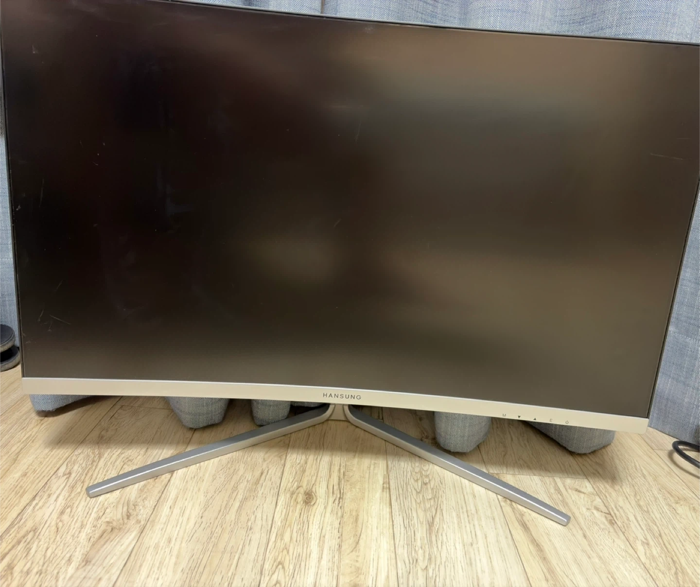 한성 Ultron 2757C 27인치 144Hz 모니터 | 디지털기기 | 당근 중고거래