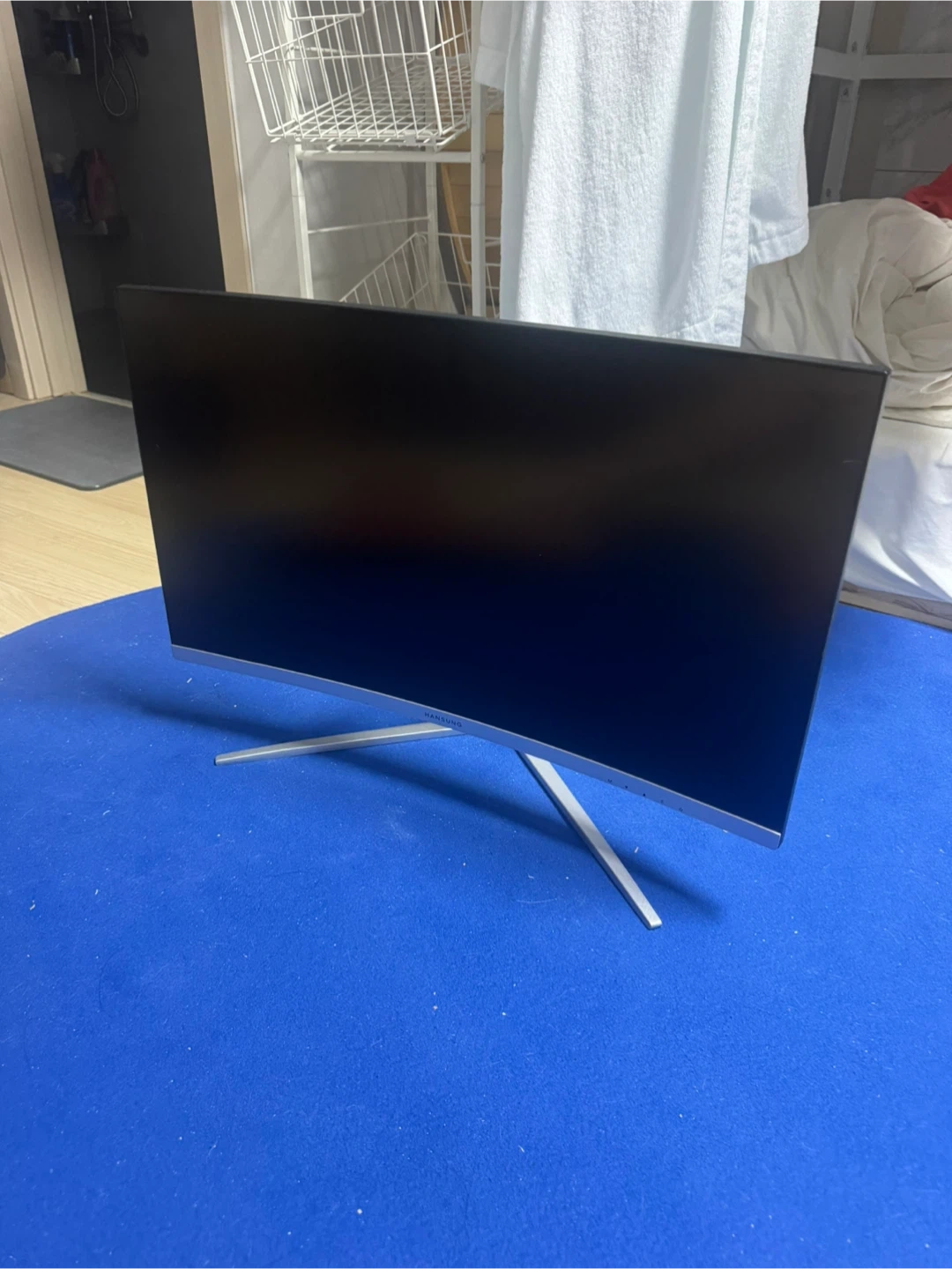 한성 울트론 2754C 27인치 커브드 모니터 | 디지털기기 | 당근 중고거래