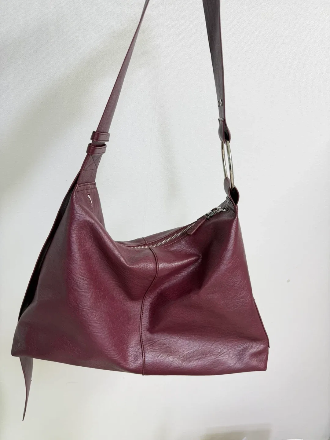 필인더블랭크 숄더백 와인색