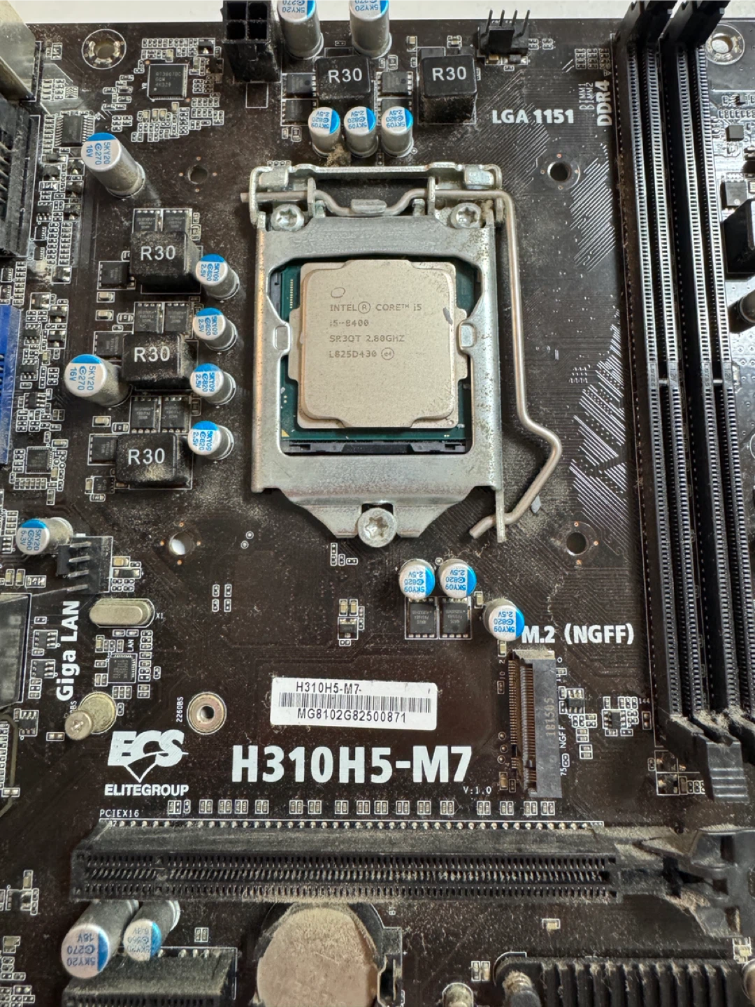 ECS H310H5-M7 메인보드 i5-8400 CPU 쿨러 세트 팝니다. | 디지털기기