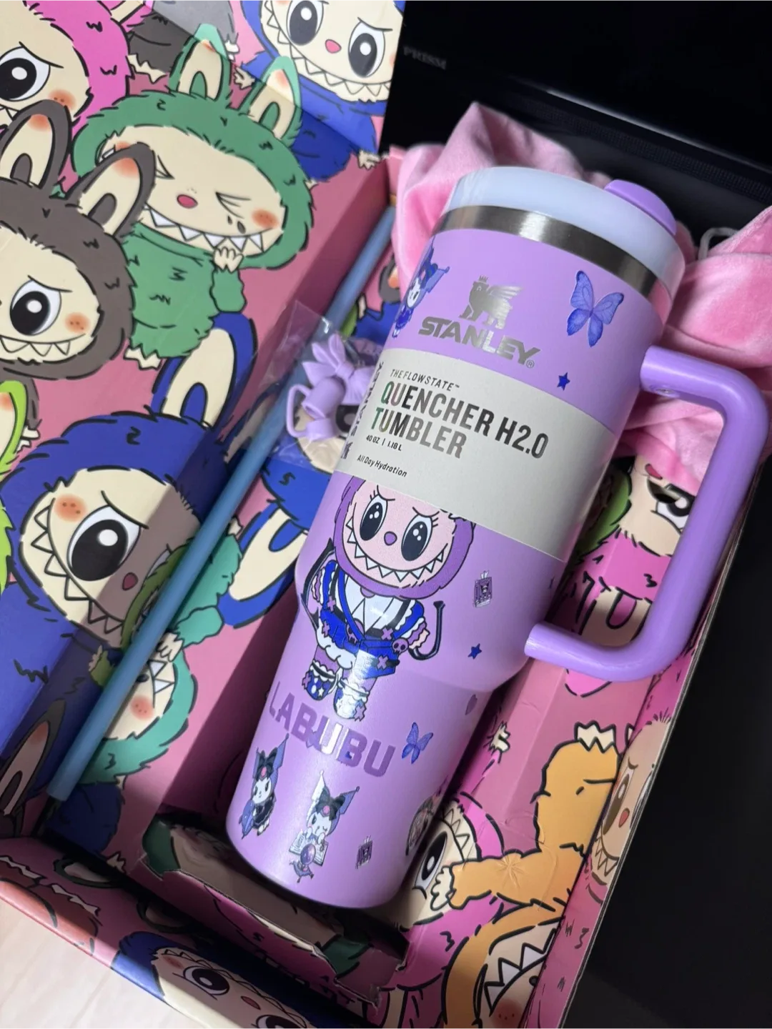 새상품⭐️스탠리 러브쉑팬시 라부부 퀜처 텀블러 40oz