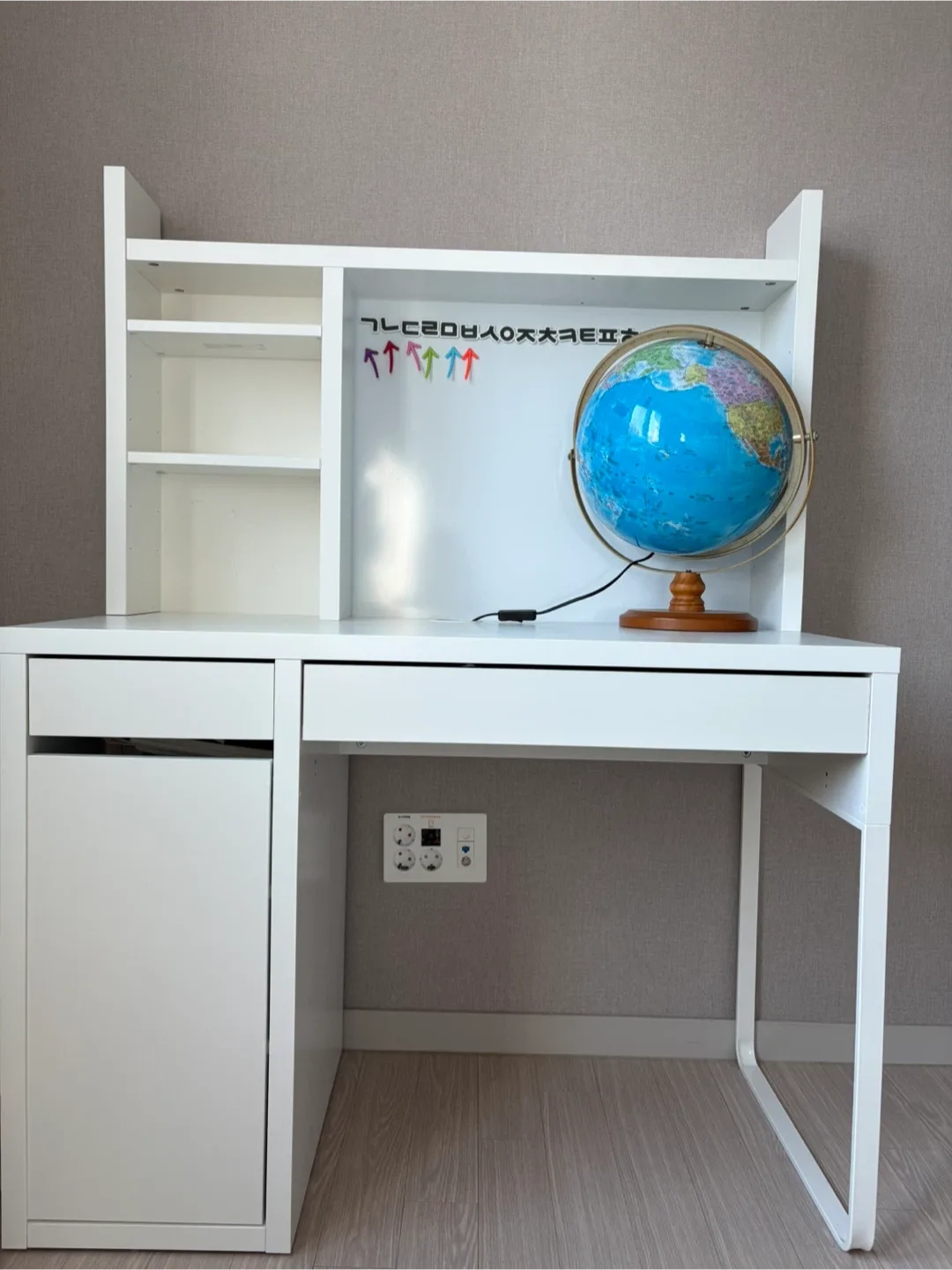 이케아 미케 책상, 선반 세트 판매해요~