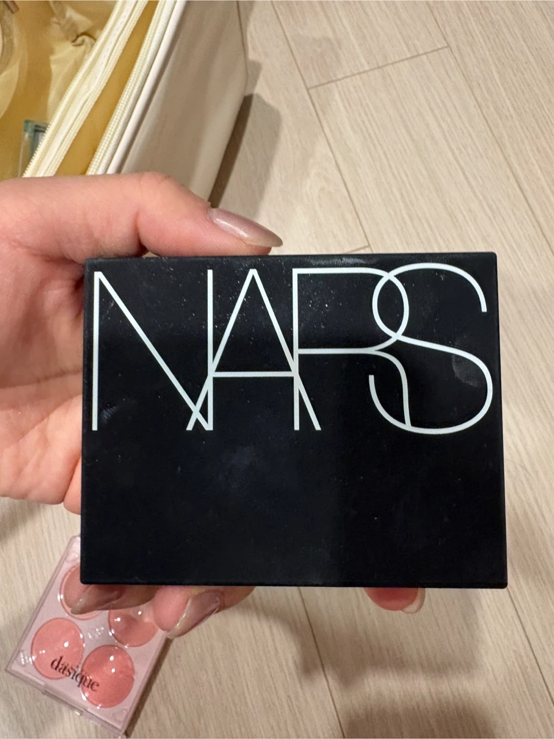 나스 인터스텔라 라이트 리플렉팅 파우더 | 뷰티/미용 | 당근 중고거래