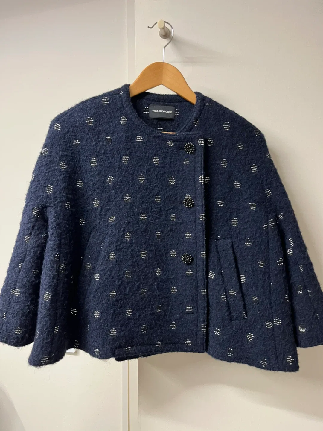 겨울옷 마지막가격) 톰 그레이하운드 네이비 케이프st 숏코트 S