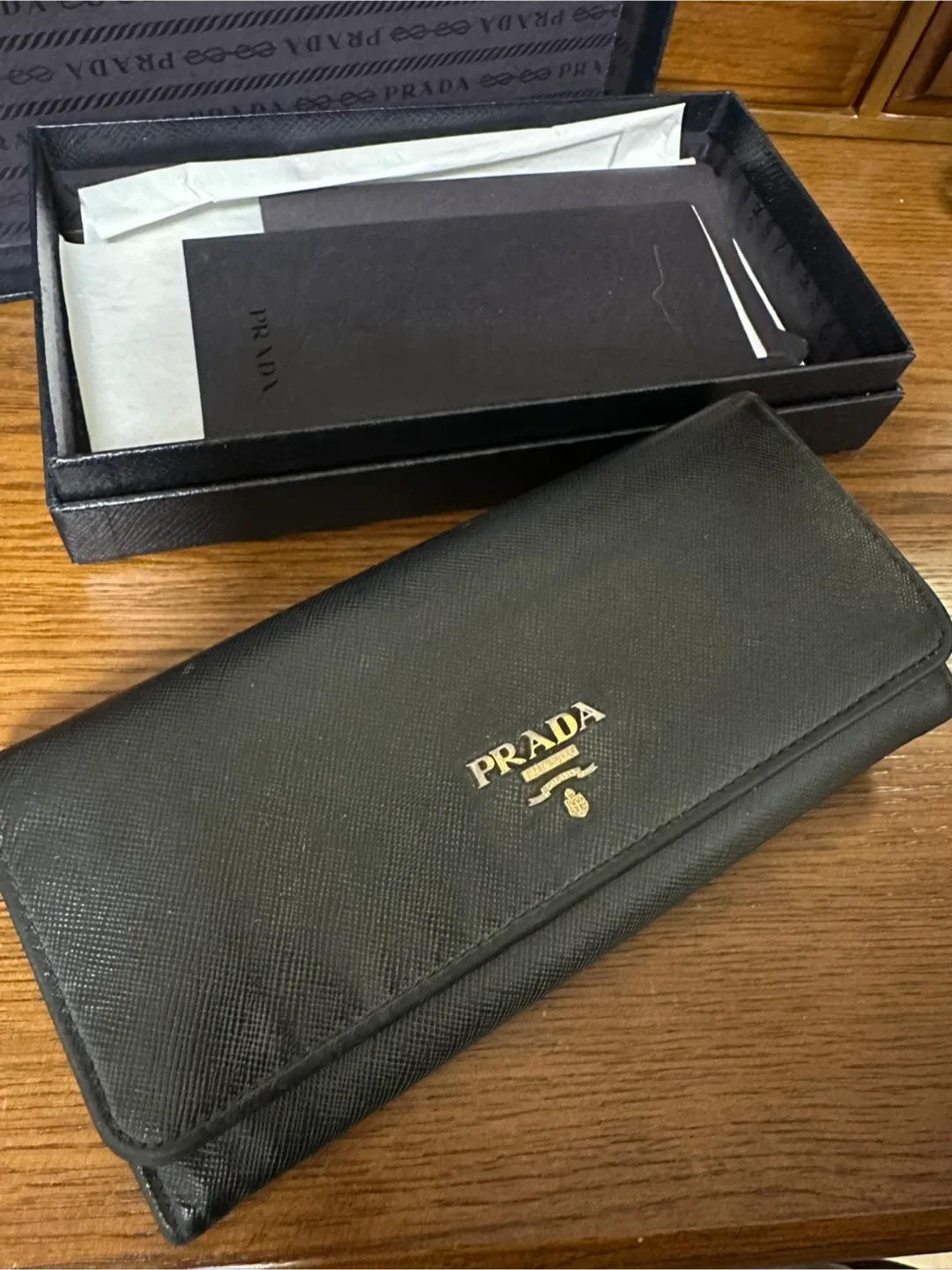 보증서o )프라다 사피아노 장지갑