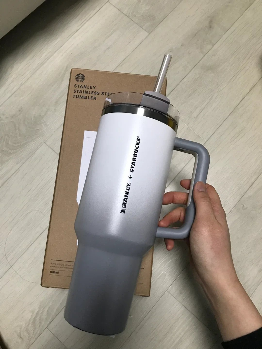 스탠리X스타벅스 텀블러