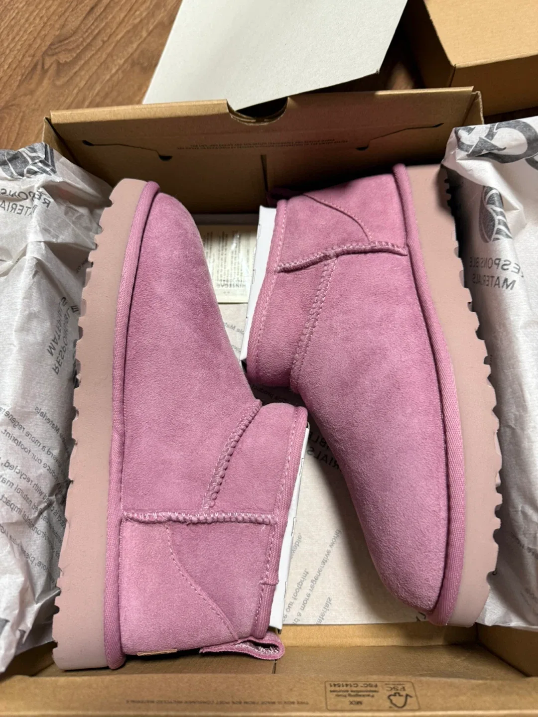 어그 ugg 클래식 울트라 미니 새상품