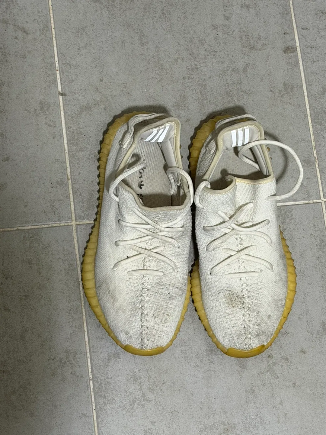 아디다스 이지부스트 350 V2 크림 화이트 260