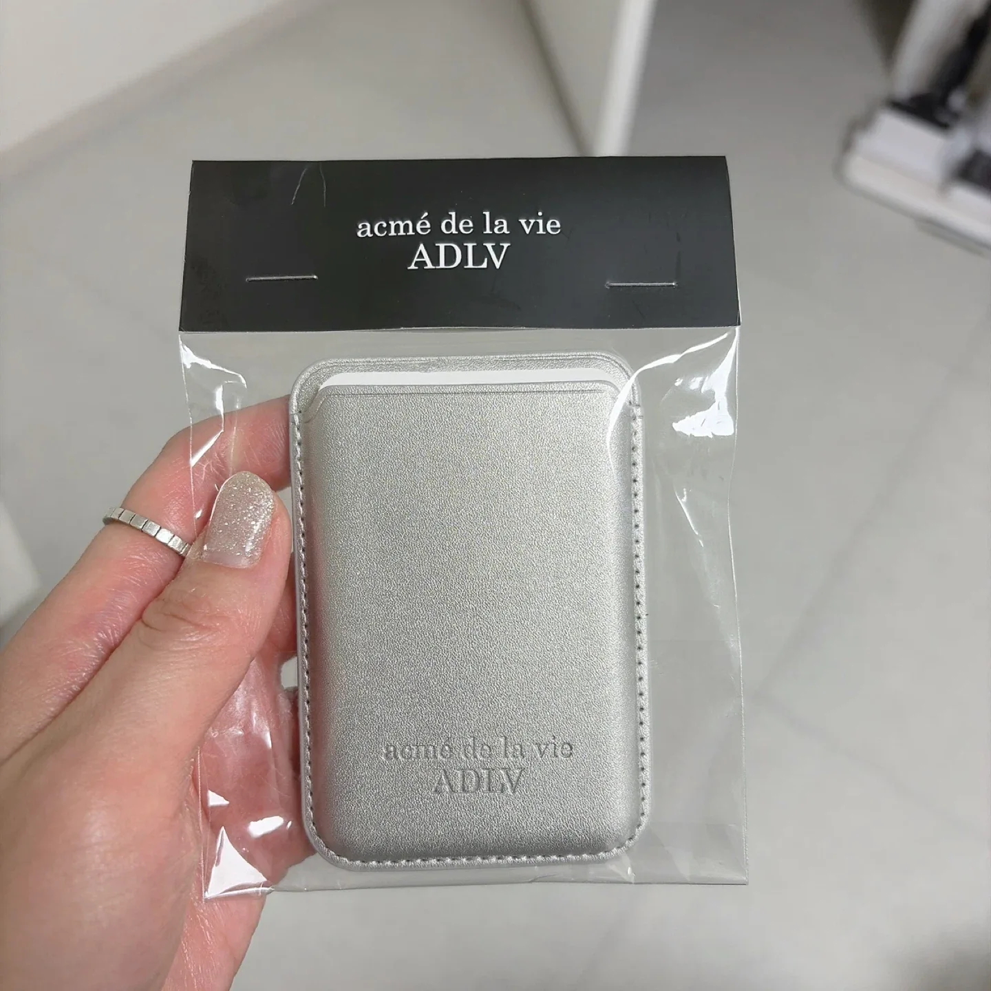 ADLV 맥세이프 카드지갑 실버 새상품