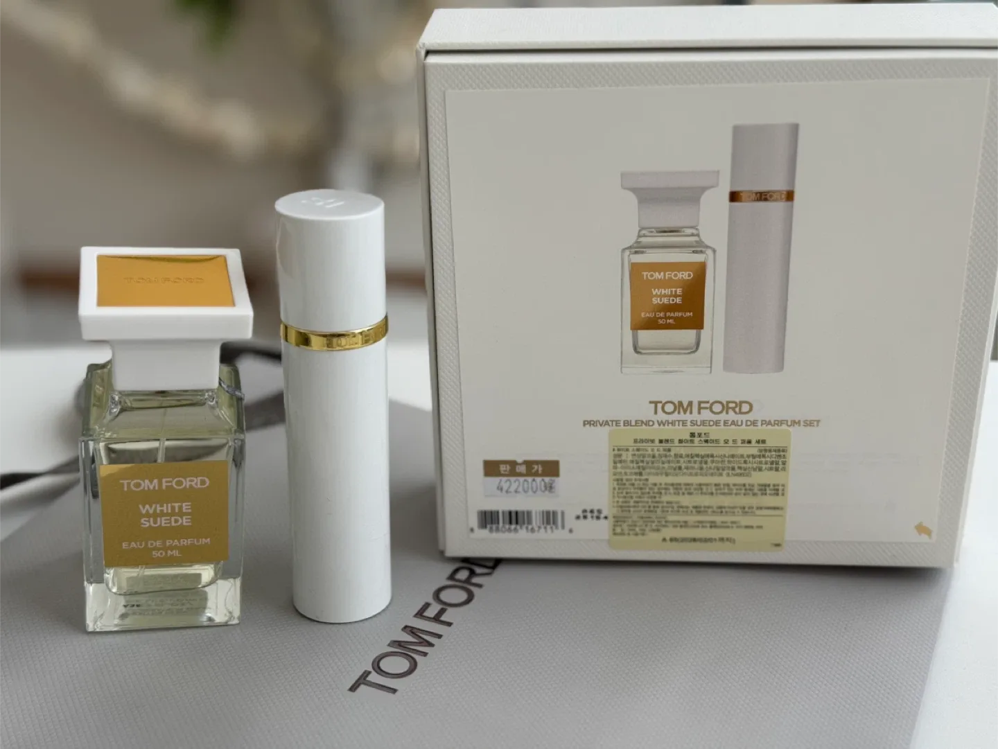 톰포드 화이트 스웨이드 오 드 퍼퓸 50ml 새제품