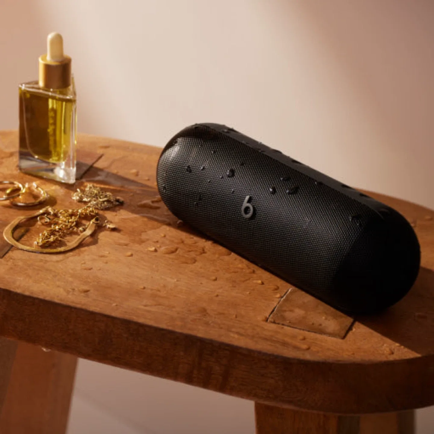 애플 블루투스 스피커 새제품 팝니다. beats pill