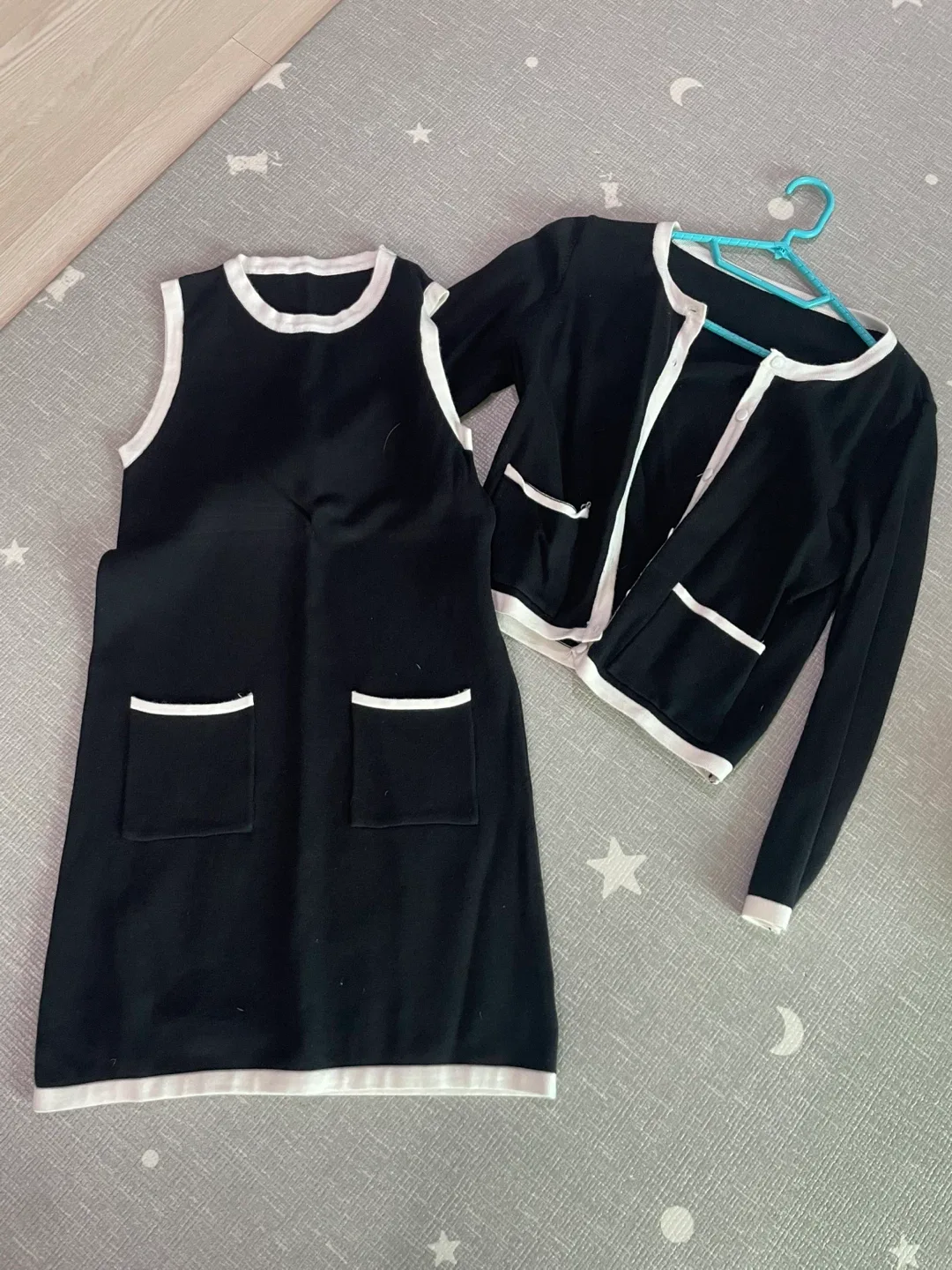 블랙 미니원피스 가디건 세트