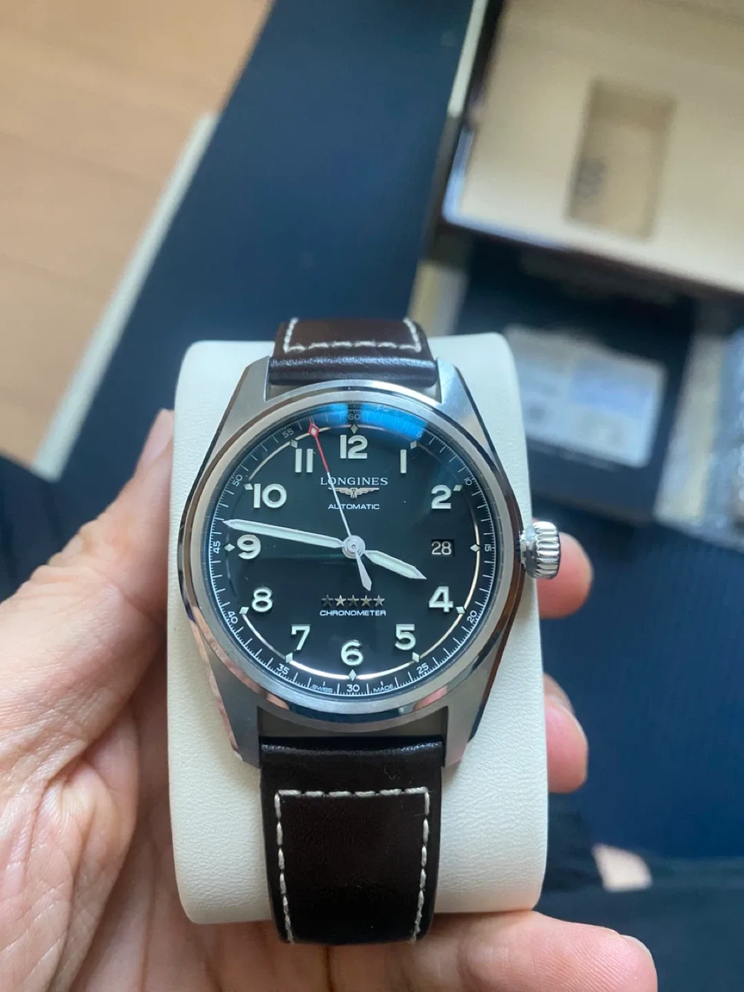 론진 longines 스피릿 40미리 블랙판 판매합니다. 교환가능