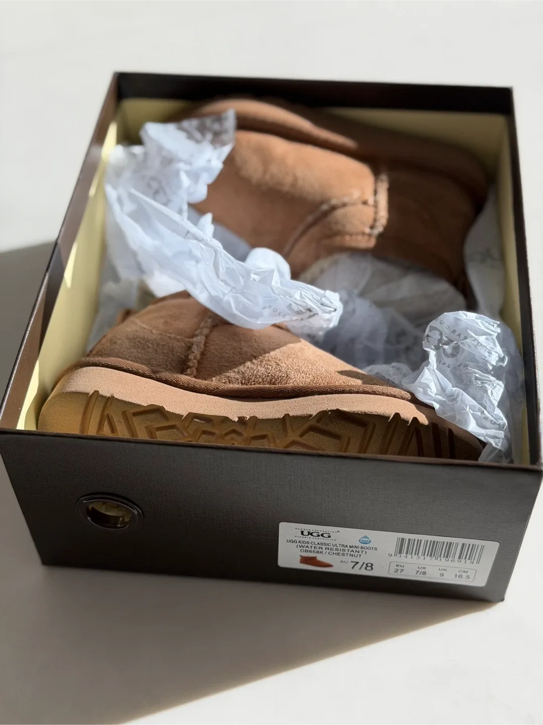 UGG 키즈 클래식 울트라 미니 체스트넛 7/8