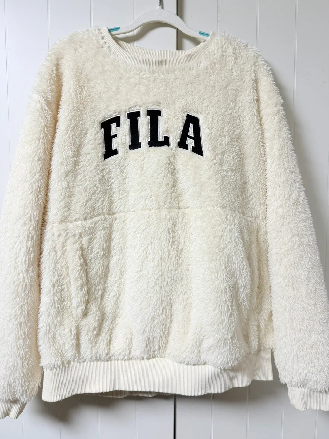 휠라 양털 맨투맨(size145)