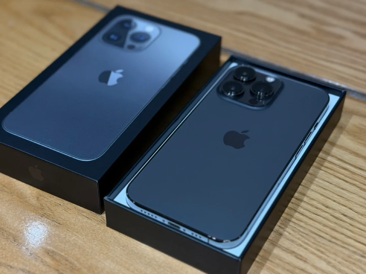 아이폰 13 pro 256GB 그래파이트 (미국 구매)