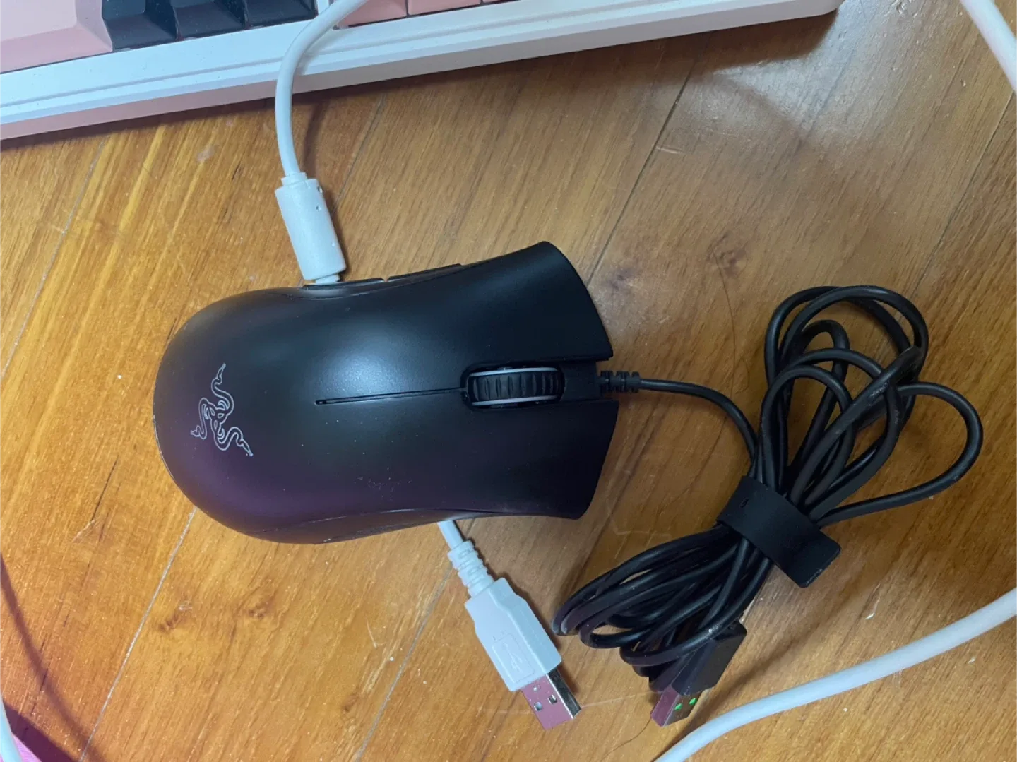 레이저 데스에더 Essential 마우스