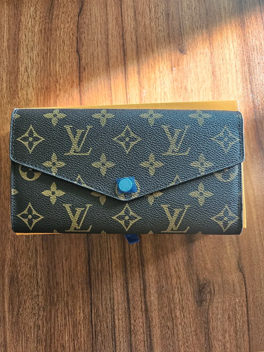 루이비통 모노그램 장지갑