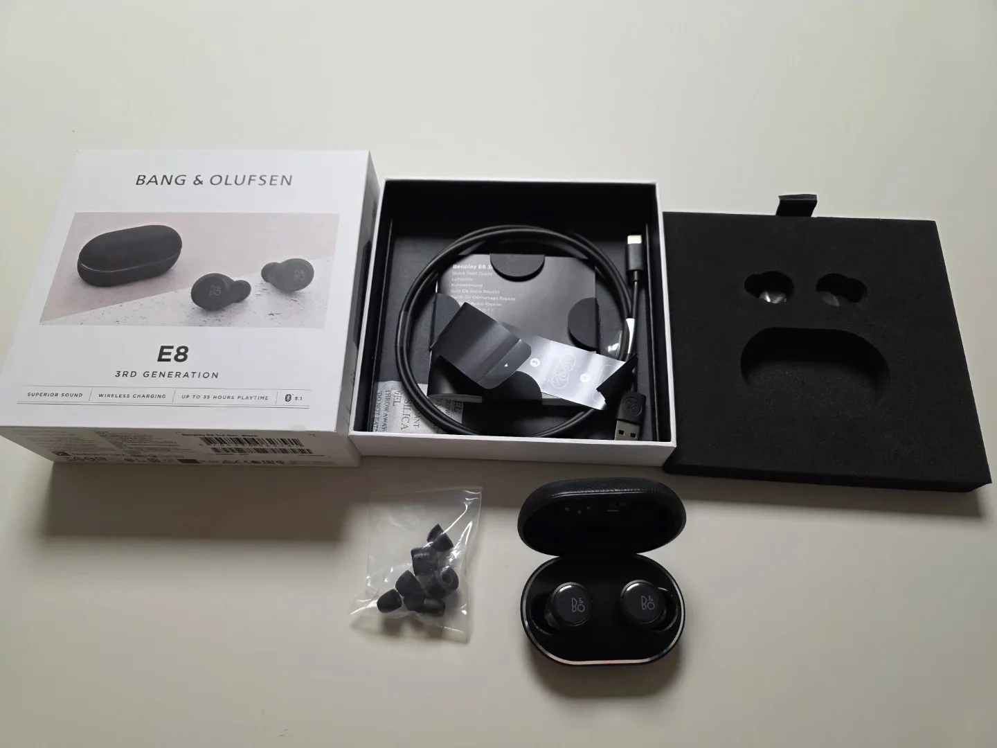 뱅앤올룹슨(B&O) Beoplay E8 3세대 블랙 블루투스 무선 이어폰