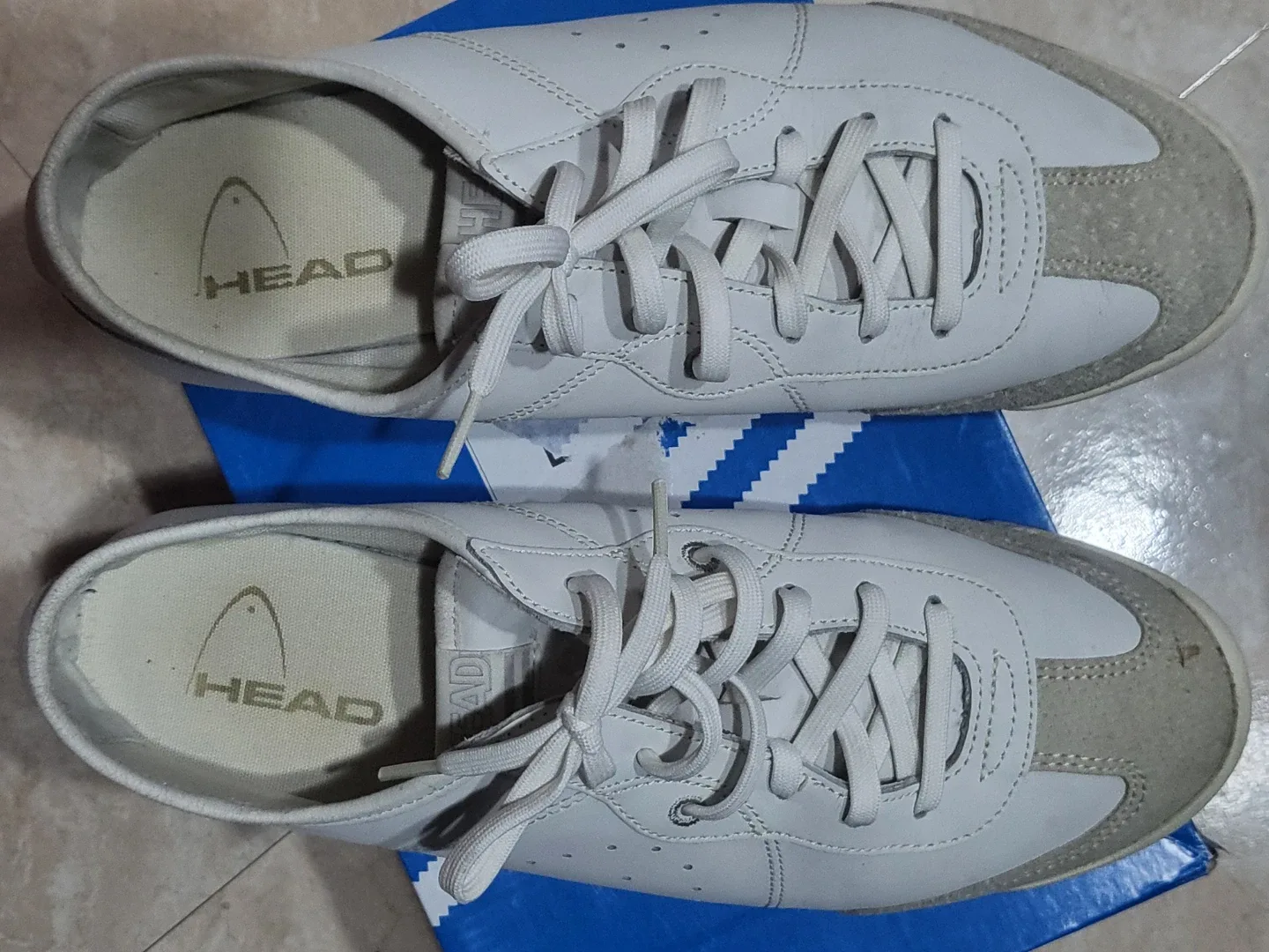 HEAD 흰색 운동화