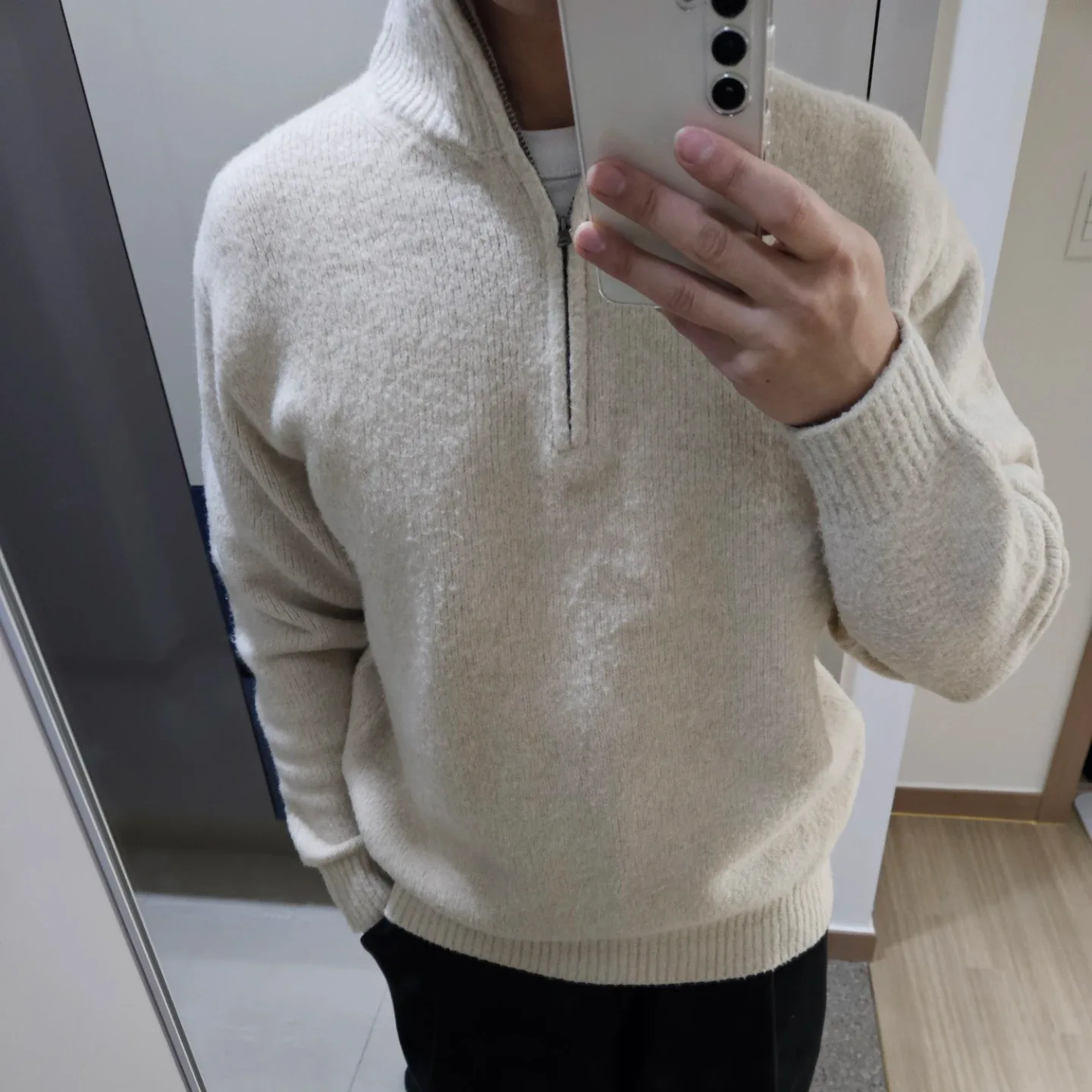 유니클로 수플레얀 하프집업 (아이보리, L)
