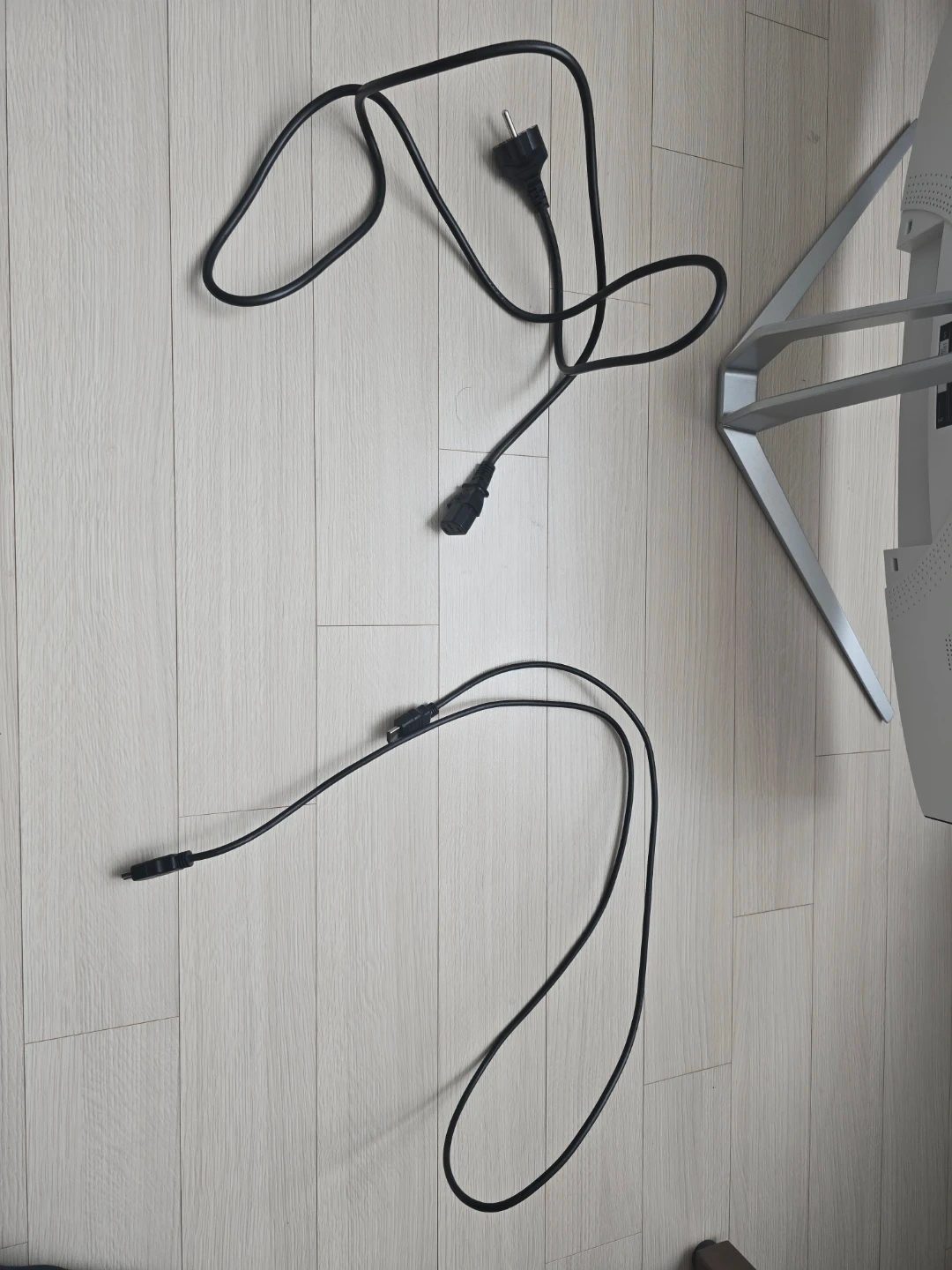 한성 울트론 3298C 32인치 커브드 모니터 | 디지털기기 | 당근 중고거래