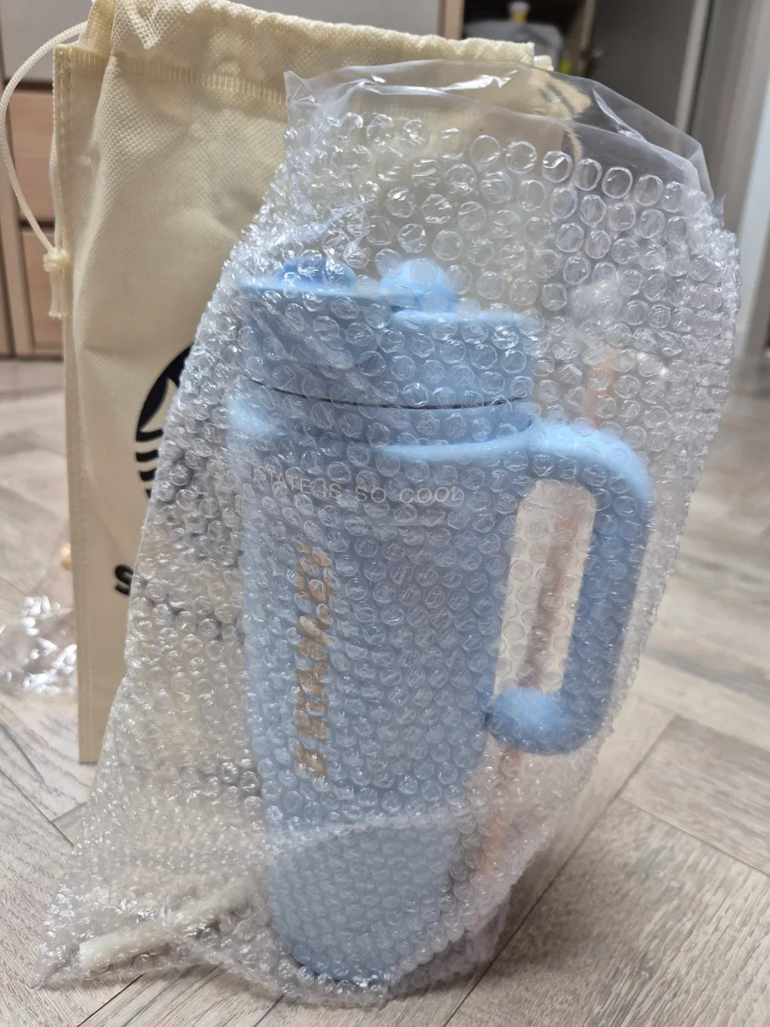 텀블러 1185ml 하늘색 새상품