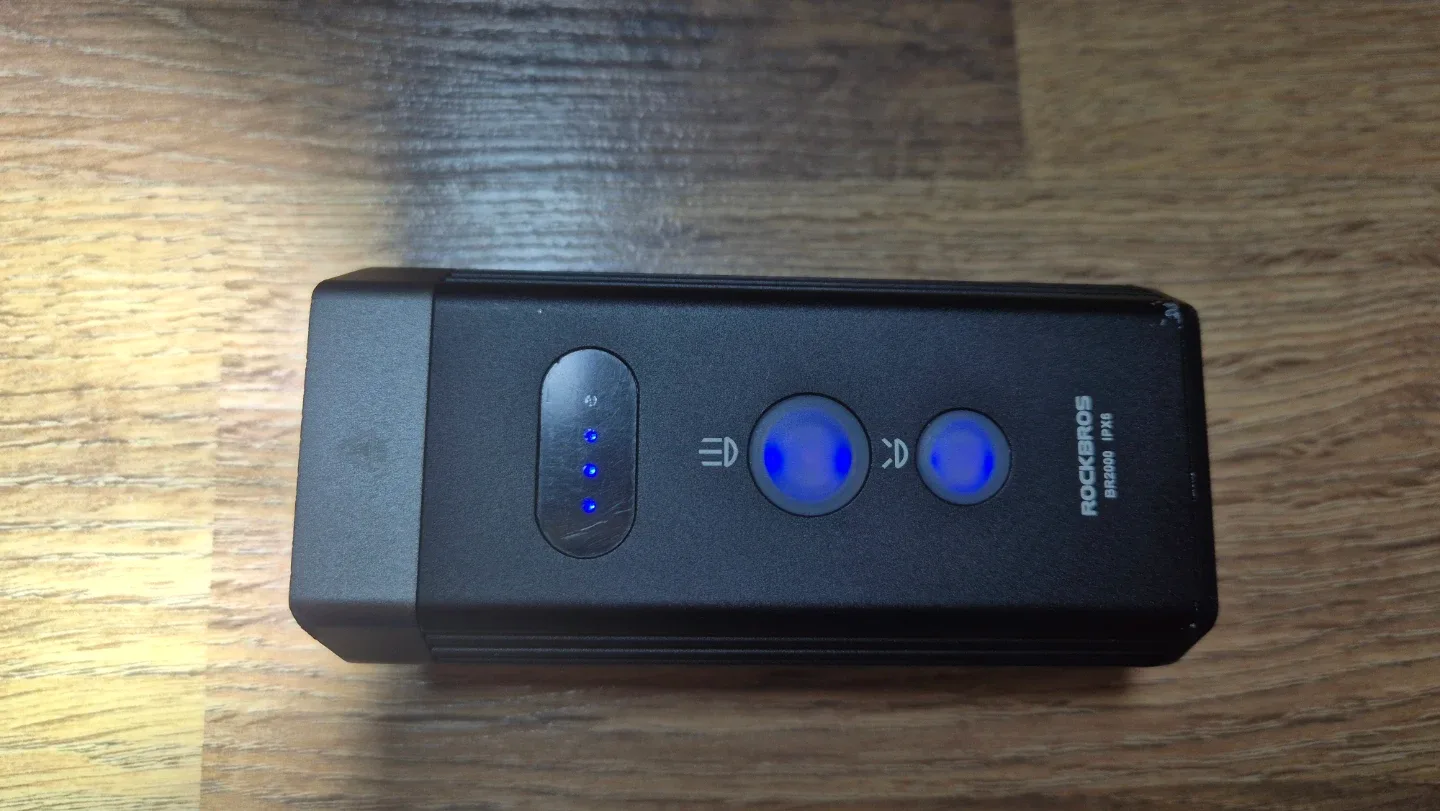 자전거 전조등 (ROCKBROS BR2000)