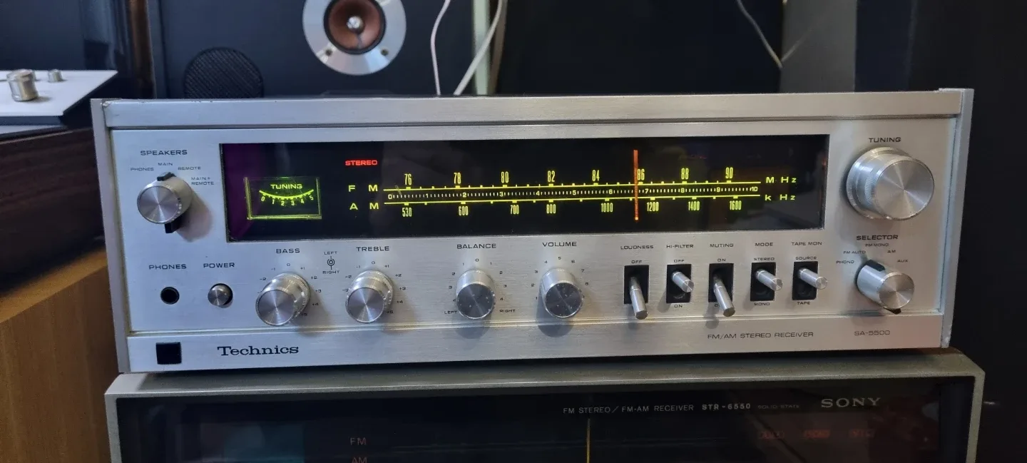 Technics SA-5500 스테레오 녹턴형 리시버