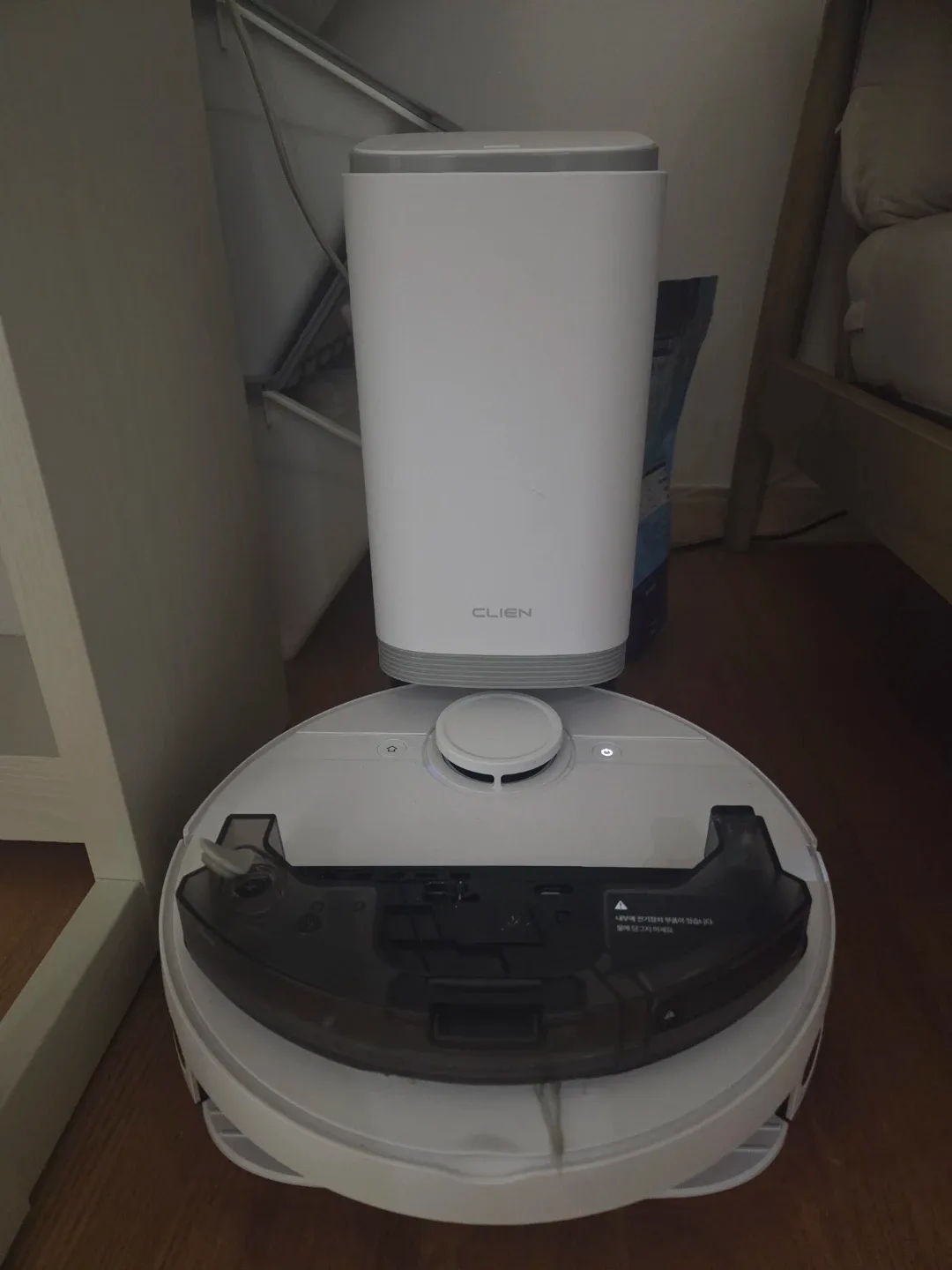 클리엔 로봇청소기 T24-STWH