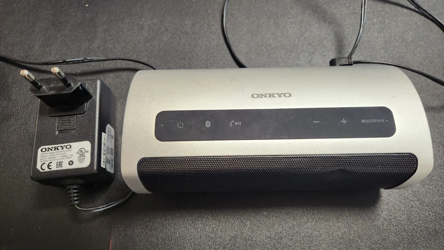 온쿄 ONKYO 블루투스 스피커 실버