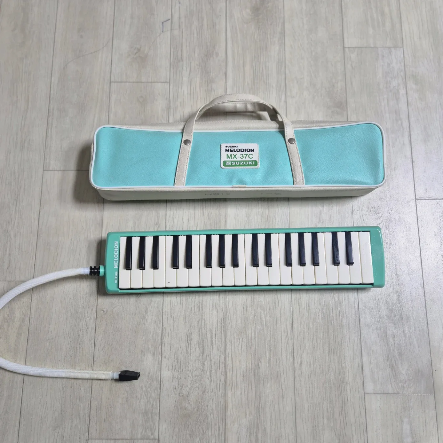 스즈키 멜로디언 MX-37C 민트색