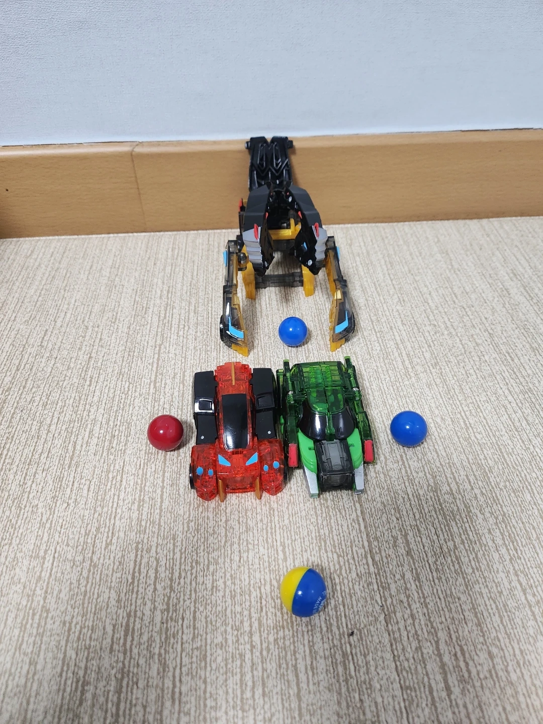 메카드볼 파이모스, 캐논투바이트, 디스피온
