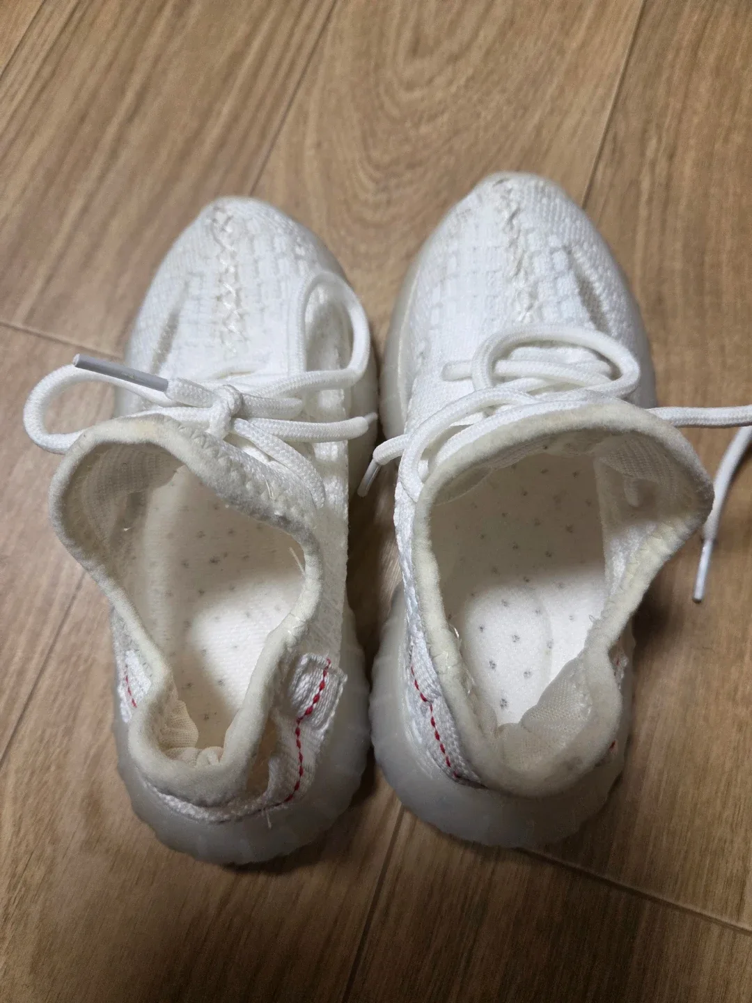 아디다스 이지부스트 350 V2 화이트 27호 아기신발